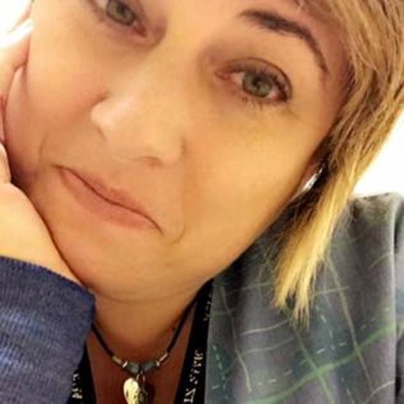 Meet your Posher, Kim - Picture 1 of 1